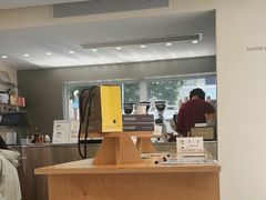 -HUGS coffee(东区店)
