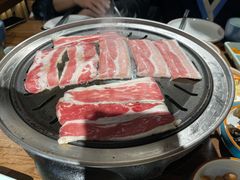 -明洞阿姨·韩式酱蟹烤肉·创意料理(三元桥店)