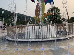 -汤山欢乐水世界
