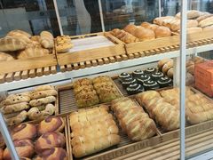 -焙丽拾光(麦凯乐直营店)
