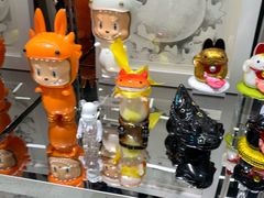 -泡泡玛特POPMART(侨福芳草地店)