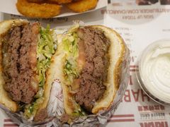 -The Habit Burger Grill 哈比特汉堡(爱琴海店)