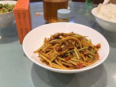 -辛香味烧鱼馆·非遗技艺·排骨红烧肉(光谷医药园店)