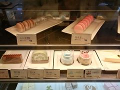 面包甜点陈列柜-麦当劳(无锡滨湖万达店)