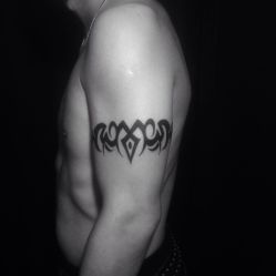 -墨無界刺青TATTOO