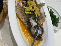 -万龙洲海鲜(大兴绿地缤纷城店)