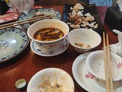 -炉小二铜锅牛蛙•川湘菜(三里屯店)
