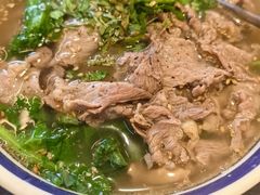 -云阿蛮云南生烫牛肉米线(奉贤路店)