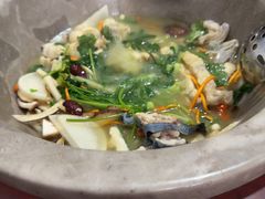 -姚记抚仙湖石锅鱼庄