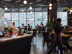 -汽车博物馆主题餐厅
