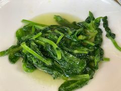 -渝信川菜 · 川味家常菜(财富购物中心店)