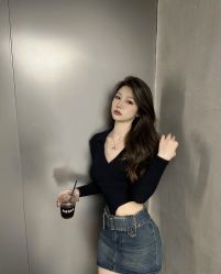 -Hello Lady发型设计