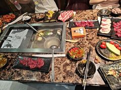 -牛里牛气· 榴莲海鲜鲜牛肉自助火锅·烤肉(横岗店)