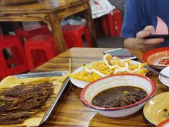 -冶建镜子·老南昌大排档·江西虾王(总店)