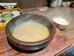 -良米山·云南野生菌过桥米线(上海首店)