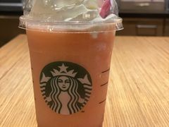 人鱼桃桃星冰乐-星巴克臻选(国贸商城首店)