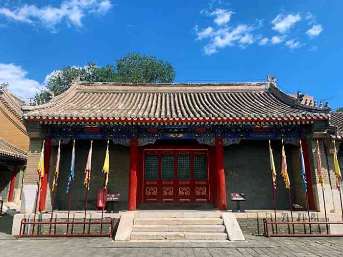 清·固伦恪靖公主府-"休息一晚,感觉还可以,腿还能走路,就先去.