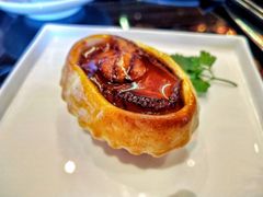 原只鲍鱼鸡粒酥-北京四季酒店·采逸轩