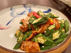 头抽炒秋葵黑豚肉-广州文华东方酒店·江-由辉师傅主理
