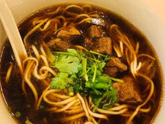 -李先生牛肉面大王(上海站南广场店)