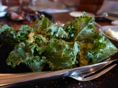 扒手指西兰花配牛油果奶油-BOR Eatery(安福路店)