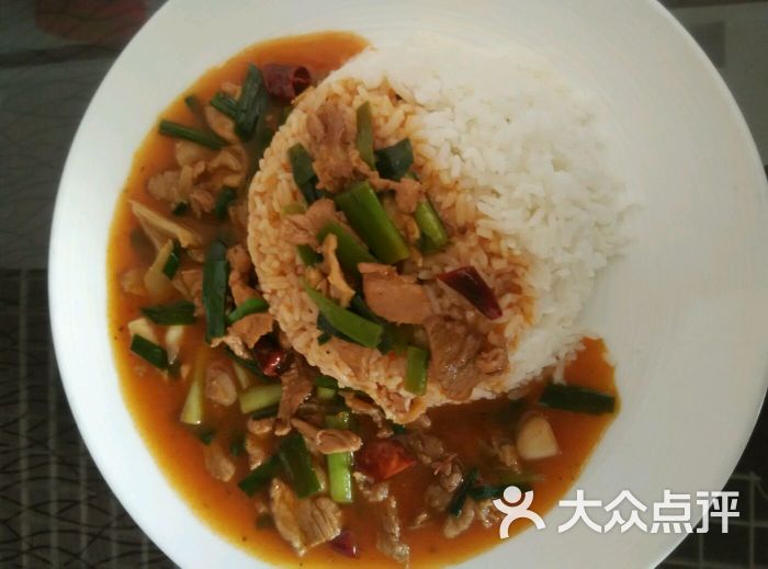 小炒肉蓋飯