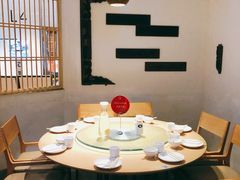 包厢-关东小磨东北菜(上海长风大悦城店)
