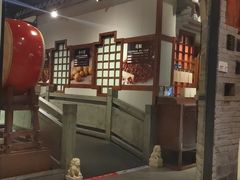 -川流不息·地道川菜·小龙虾(新松江路店)