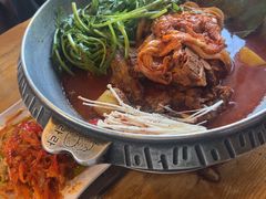 -喇喇排骨火锅·传统韩式脊骨汤(望京西园总店)
