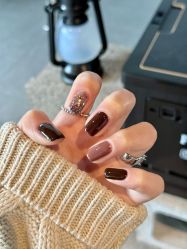 -UU·NAIL美甲美睫專門店
