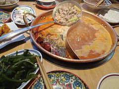 -洱火云南酸菜牛肉火锅(石景山当代商城店)