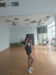 -DL专业爵士舞街舞工作室