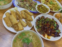 -十二忠手拉面(五福店)