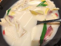 -披云云小馆·味道江湖(姚家园万象汇店)