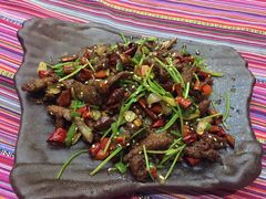 -香巴拉云南餐厅(华莱坞店)