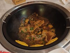 -人民公社铁锅炖·东北菜(卫国道店)