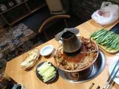 -超越炭火牛蛙火锅鸡(河东店)