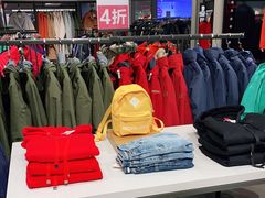 -唯品会(北京国瑞城店)