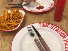 -Tubestation站点比萨(新世界大望路店)