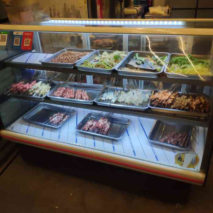 大海子小易烧烤-"串数不给够.要了二十串,吃完数了一下,.