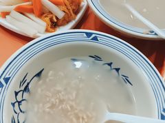 -牛一嘴·兰州牛肉面·大盘鸡(财富中心店)