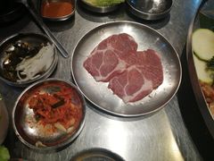 -哈哈碳都·牛肋条无限自助烤肉(台江万达店)