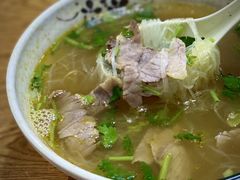 -黄阿姨锅贴大王(万航渡路店)