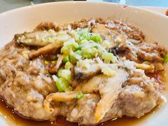 剁肉饼蒸咸鱼-粤·向群饭店(龙津东路总店)