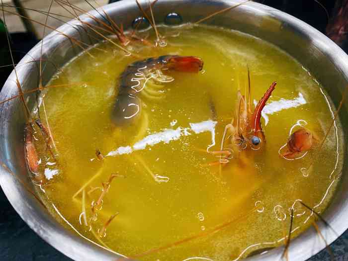 红军龙虾·捞虾打边炉图片