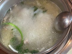 -喃喃椰·糟粕醋·椰子鸡火锅(七堡花园店)