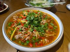 鲜锅兔-邱金小炒·30 年盐帮江湖菜(自贡店)