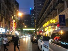 -云南路美食街