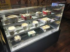 面包甜点陈列柜-家琳甜品(江南东店)