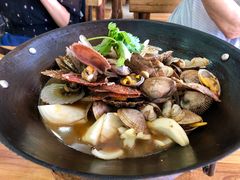 吊锅海底鲜-地方名吃海鲜大馅蒸饺(北戴河店)